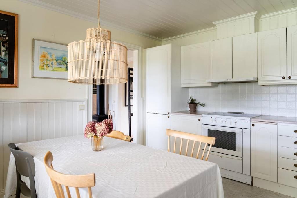 A Countryside Villa Close To Uppsala! Extérieur photo